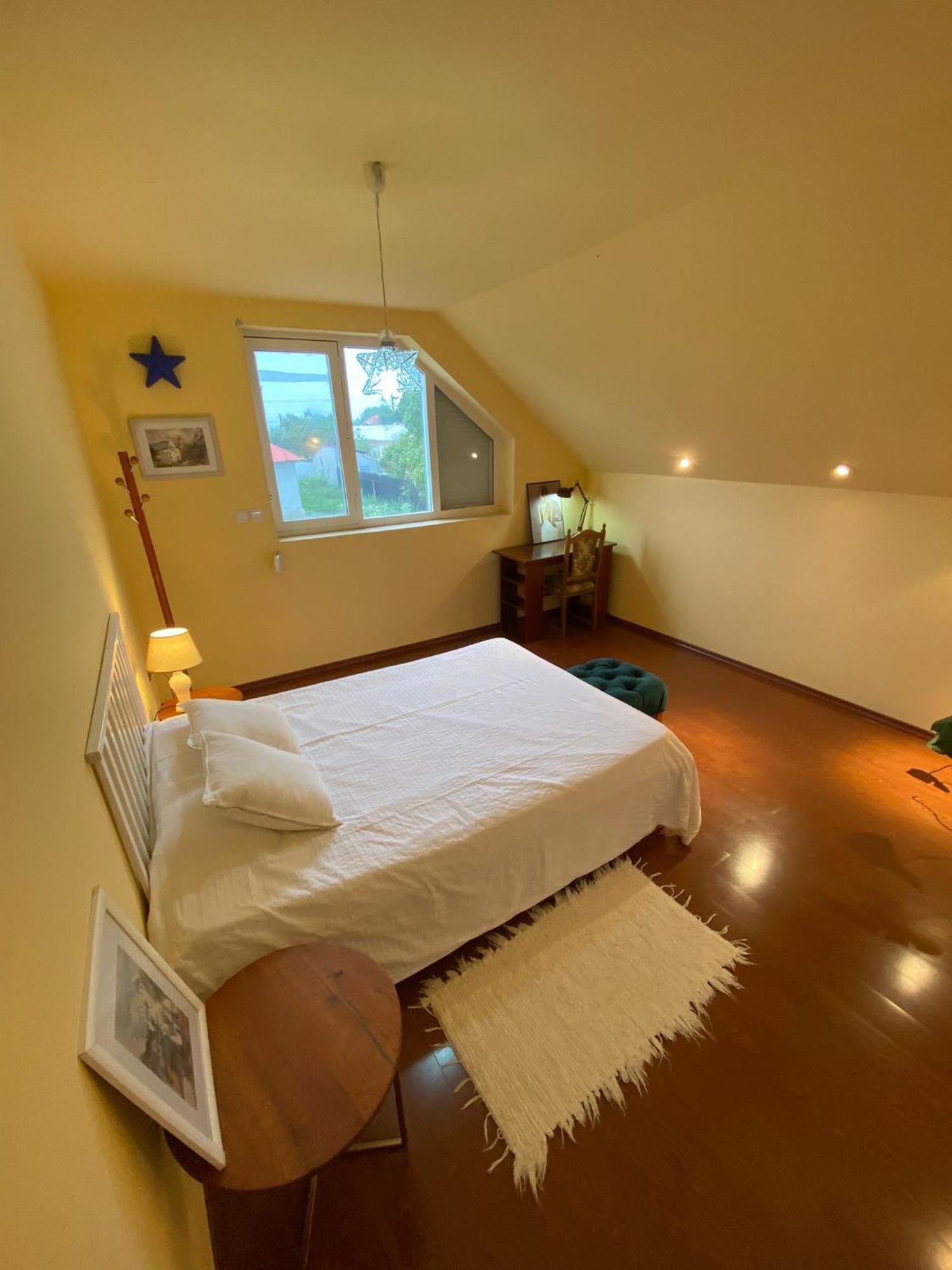 Cosy Bedroom For 2 With Balcony In A Family Villa Turnu Magurele Ngoại thất bức ảnh