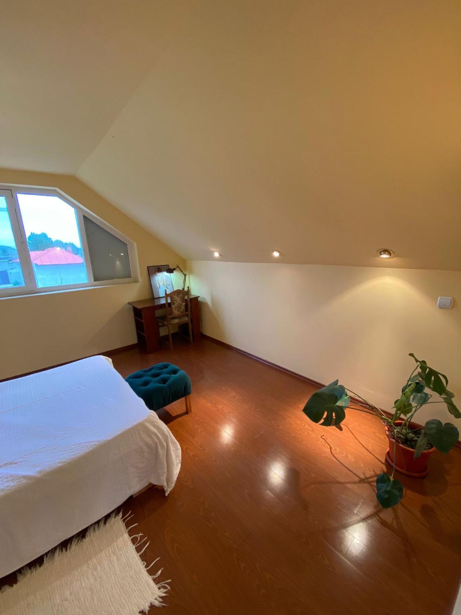 Cosy Bedroom For 2 With Balcony In A Family Villa Turnu Magurele Ngoại thất bức ảnh
