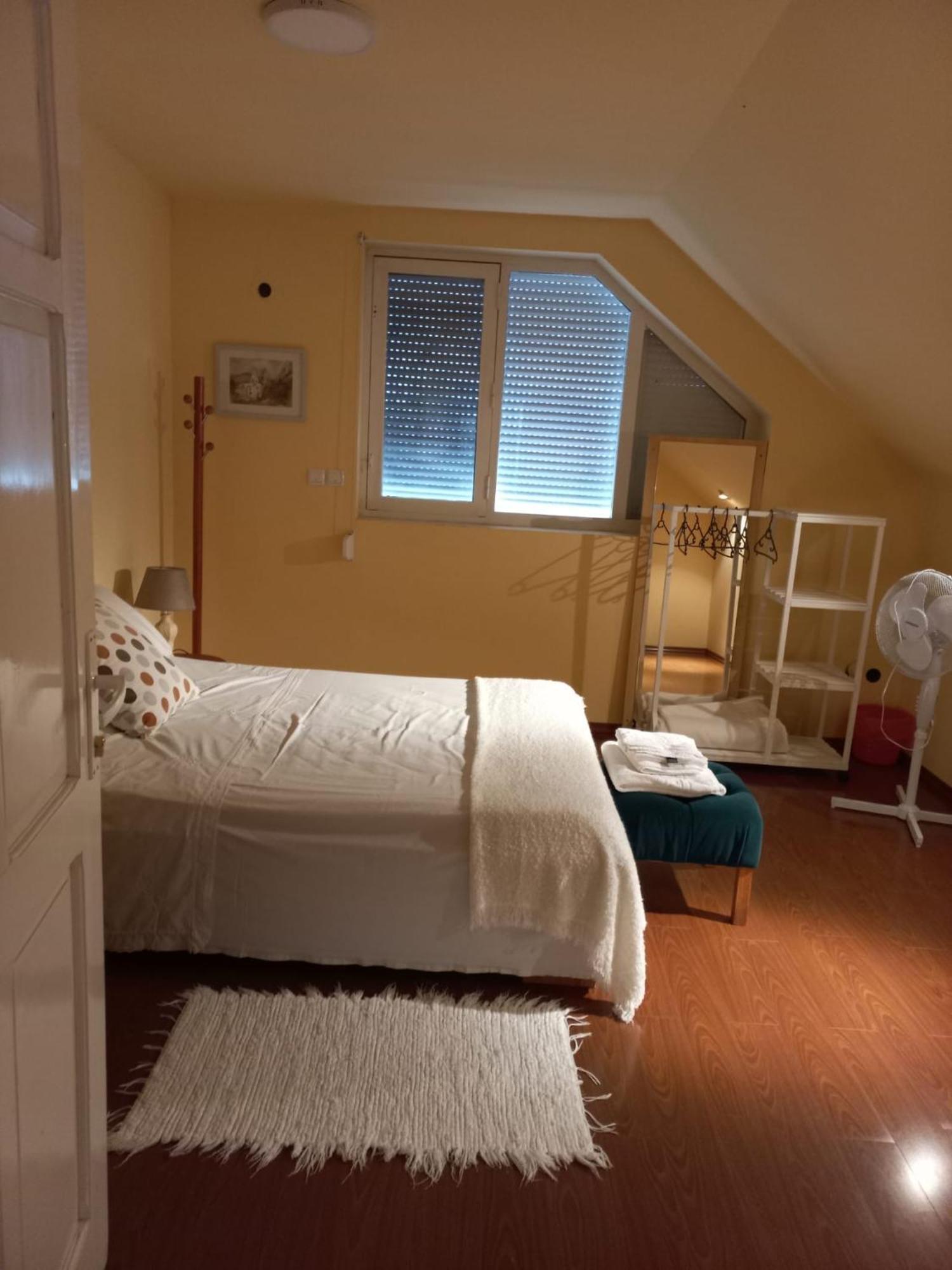 Cosy Bedroom For 2 With Balcony In A Family Villa Turnu Magurele Ngoại thất bức ảnh